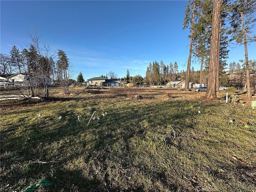 1805 Stark Ln Paradise, CA 95969 - Thumbnail 4