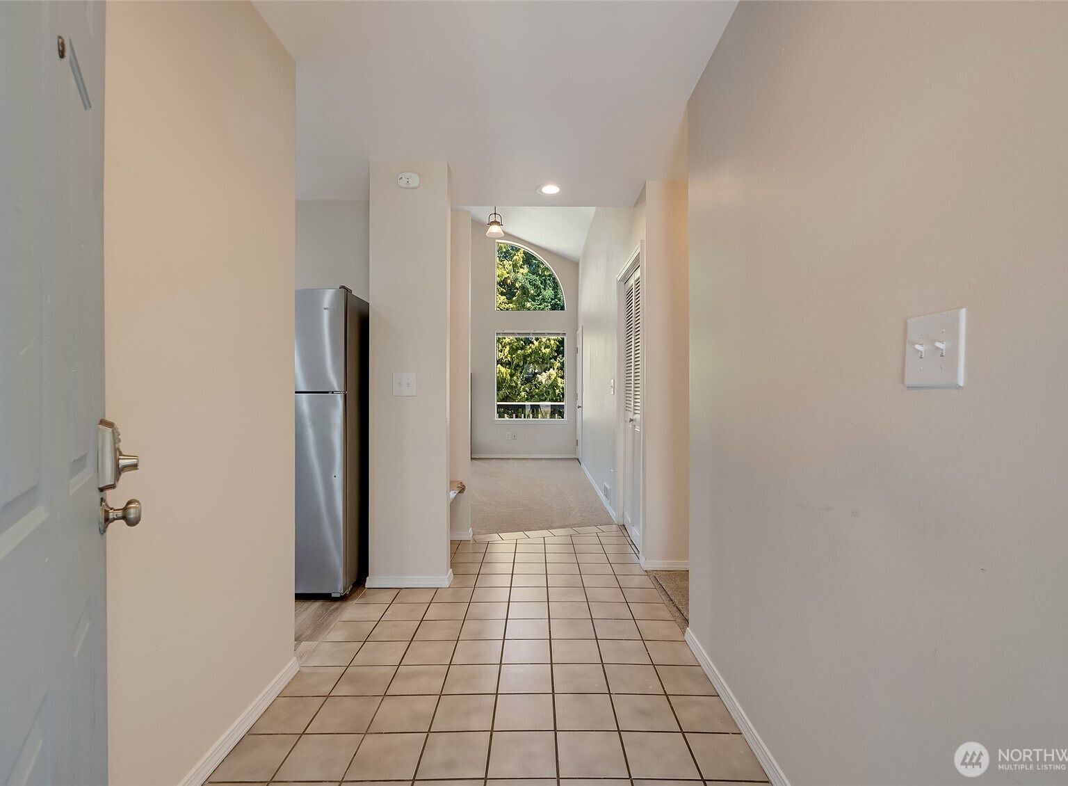 6015 Dexter Ave #Ab Everett, WA 98203 - Thumbnail 4