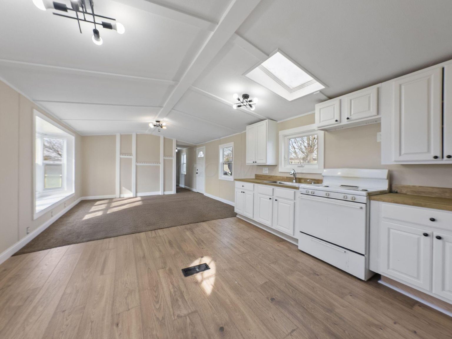 6106 London Groveport Rd Lot C-3 Grove City, OH 43123 - Thumbnail 4