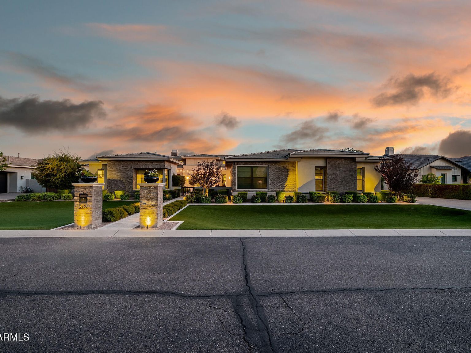 2665 E Hummingbird Way Gilbert, AZ 85297 - Thumbnail 4