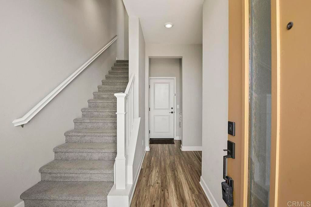 1891 Cosmopolitan Ln Unit 6 Chula Vista, CA 91915 - Thumbnail 4