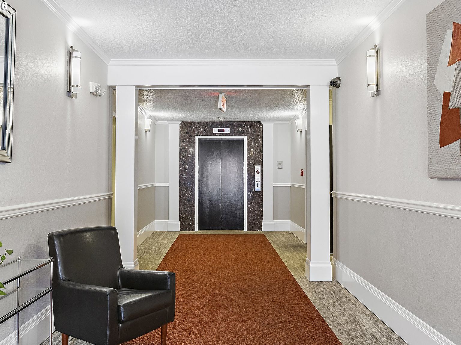 4320 S Corbett Ave APT 102 Portland, OR 97239 - Thumbnail 4