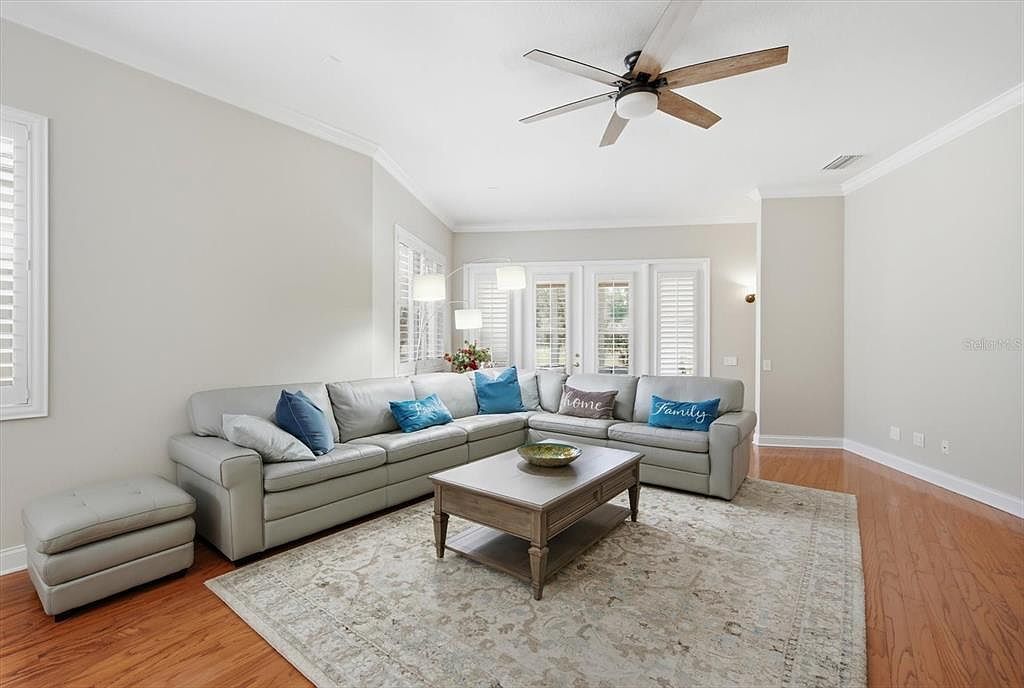 5202 Fairway One Dr Valrico, FL 33596 - Thumbnail 4