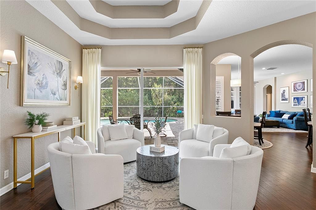 10237 Garden Alcove Dr Tampa, FL 33647 - Thumbnail 4
