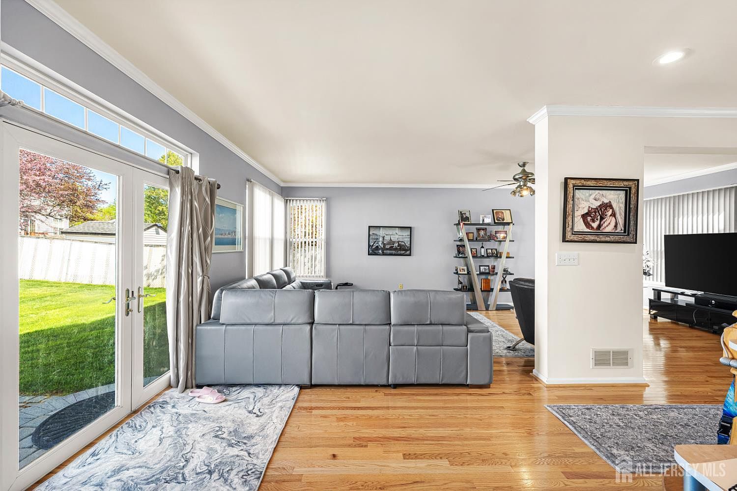 16 Edinburg Cir Matawan, NJ 07747 - Thumbnail 4