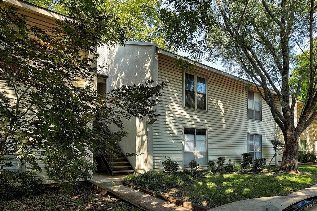 818 Cardinal Creek Blvd APT D Norman, OK 73072 - Thumbnail 4