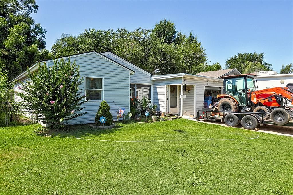 1502 Iowa St Norman, OK 73069 - Thumbnail 4