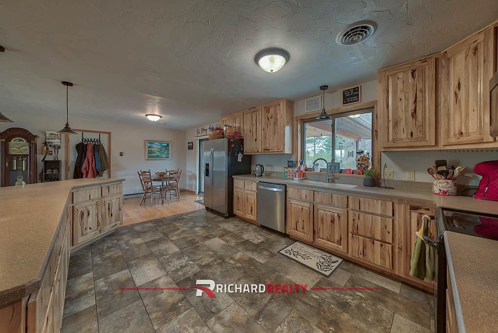 215 N 44th St Cody, WY 82414 - Thumbnail 4