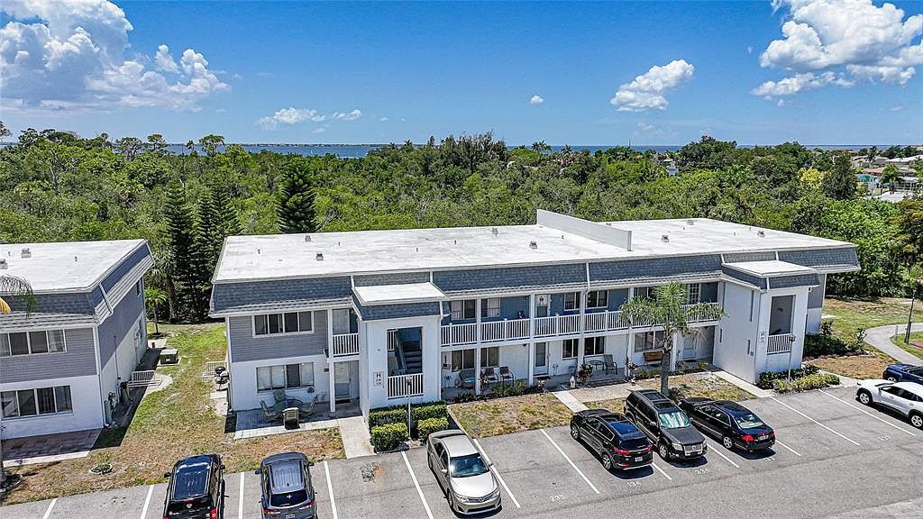 22375 Edgewater Dr Unit 236 Punta Gorda, FL 33980 - Thumbnail 4