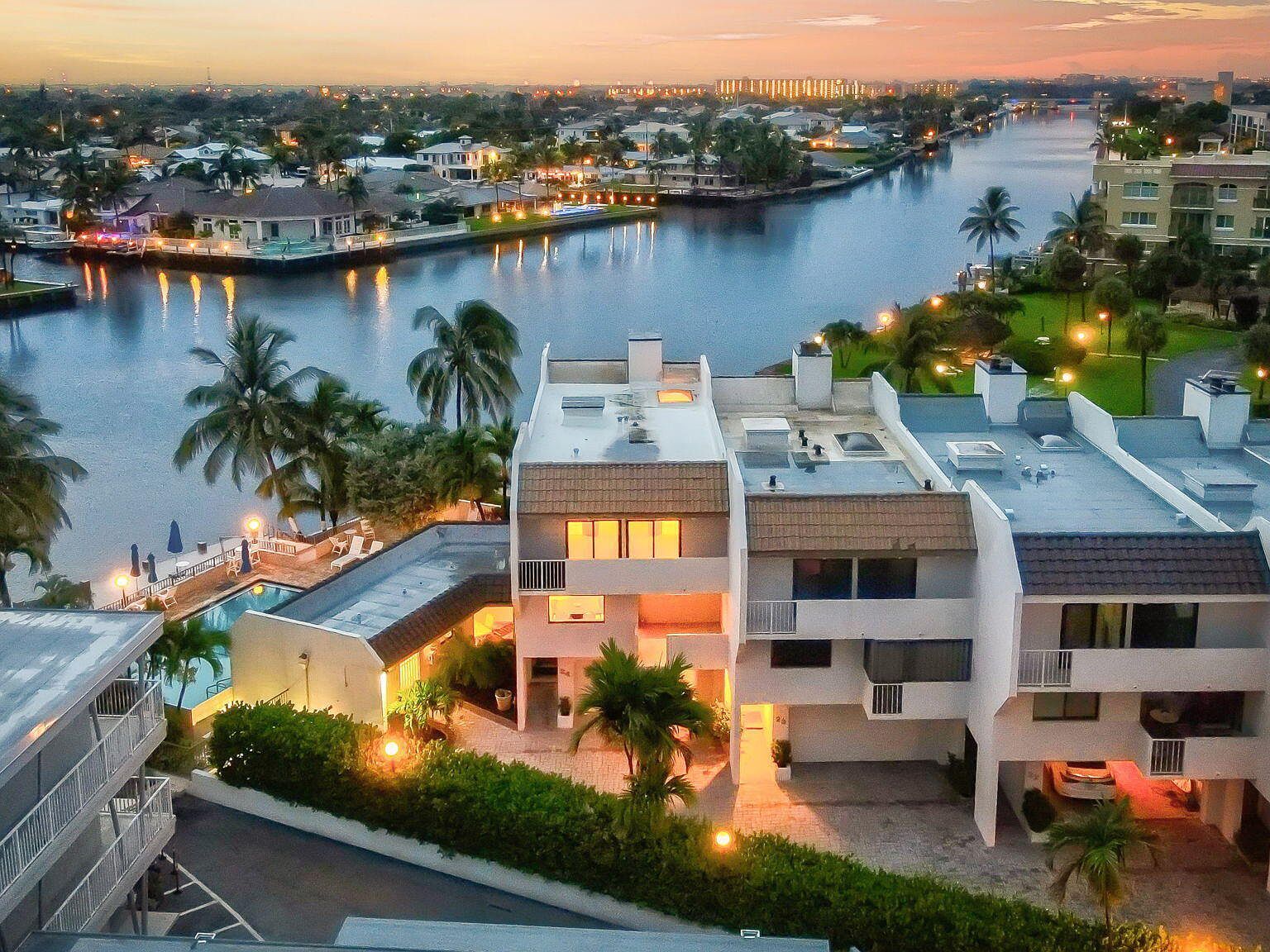 1222 Hillsboro Mile APT 24 Pompano Beach, FL 33062 - Thumbnail 4