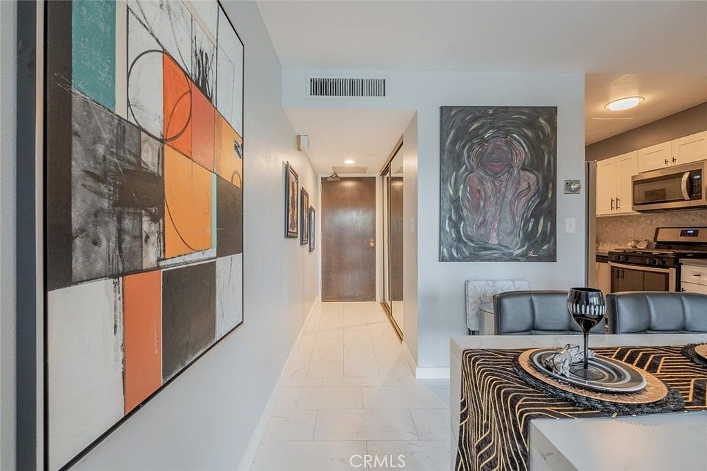 800 W 1st St APT 502 Los Angeles, CA 90012 - Thumbnail 4