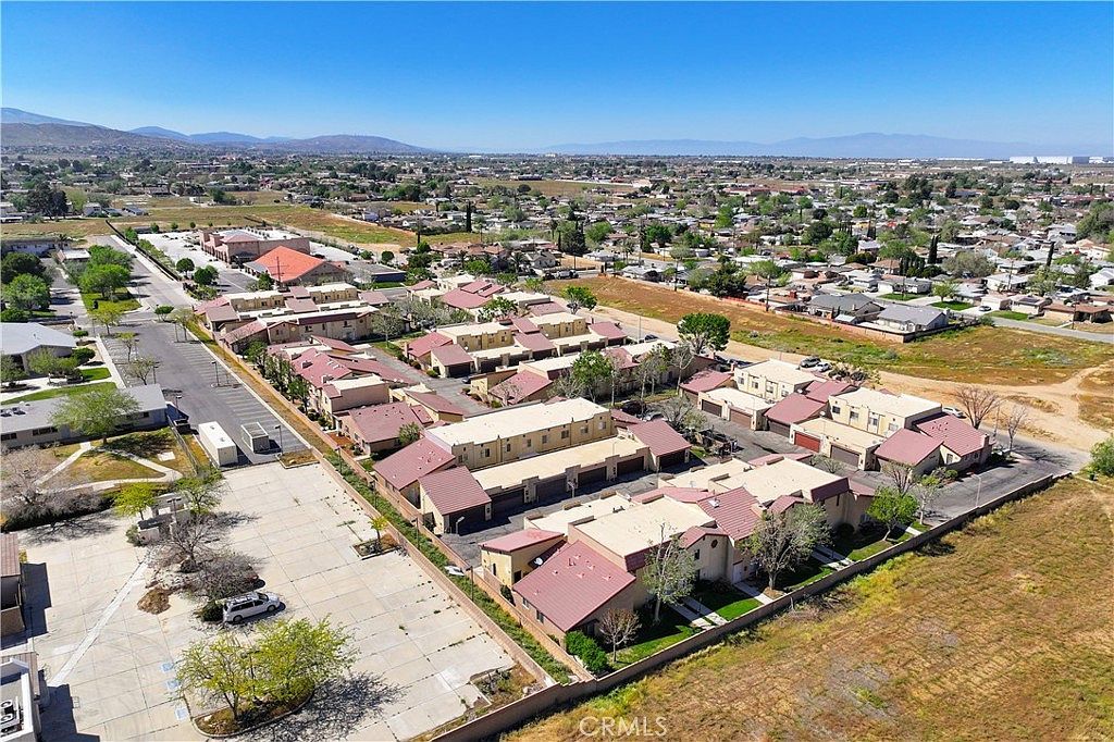 1750 E Avenue Q14 Palmdale, CA 93550 - Thumbnail 4