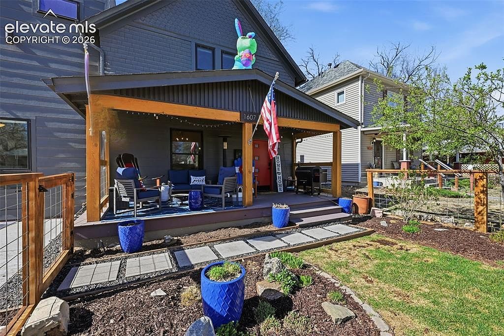 1607 W Pikes Peak Ave Colorado Springs, CO 80904 - Thumbnail 4