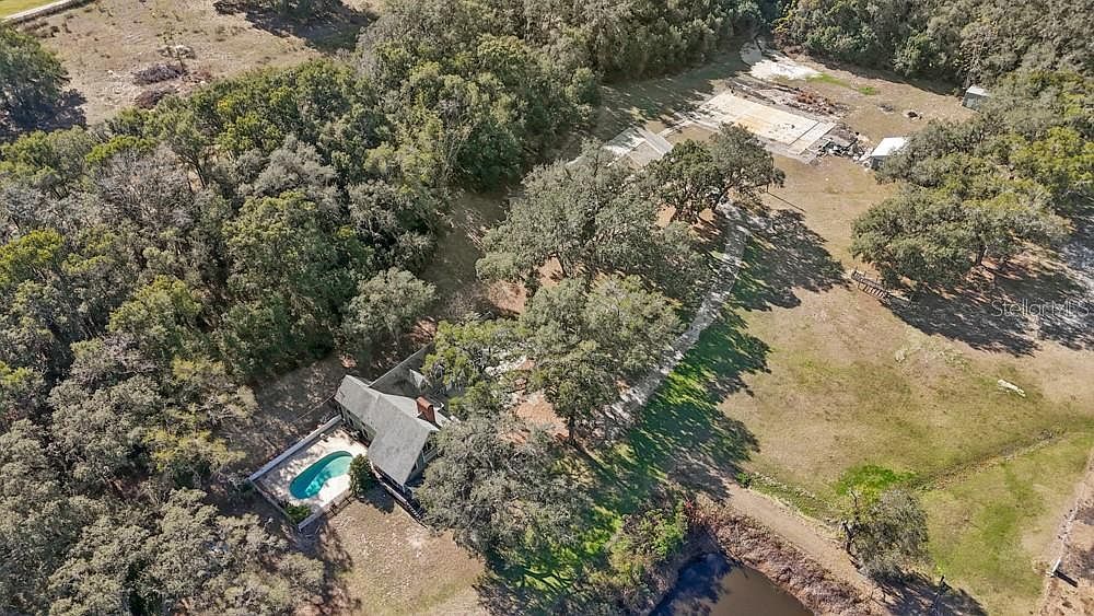 19621 Lake Lincoln Ln Eustis, FL 32736 - Thumbnail 4