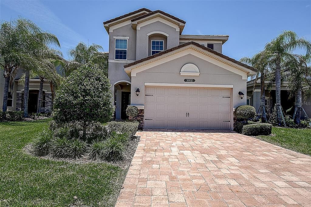 30932 Lindentree Dr Wesley Chapel, FL 33543 - Thumbnail 4