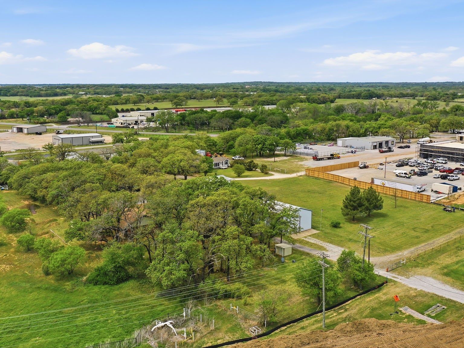 1252 SW Ric Williamson Memorial Hwy Weatherford, TX 76088 - Thumbnail 4