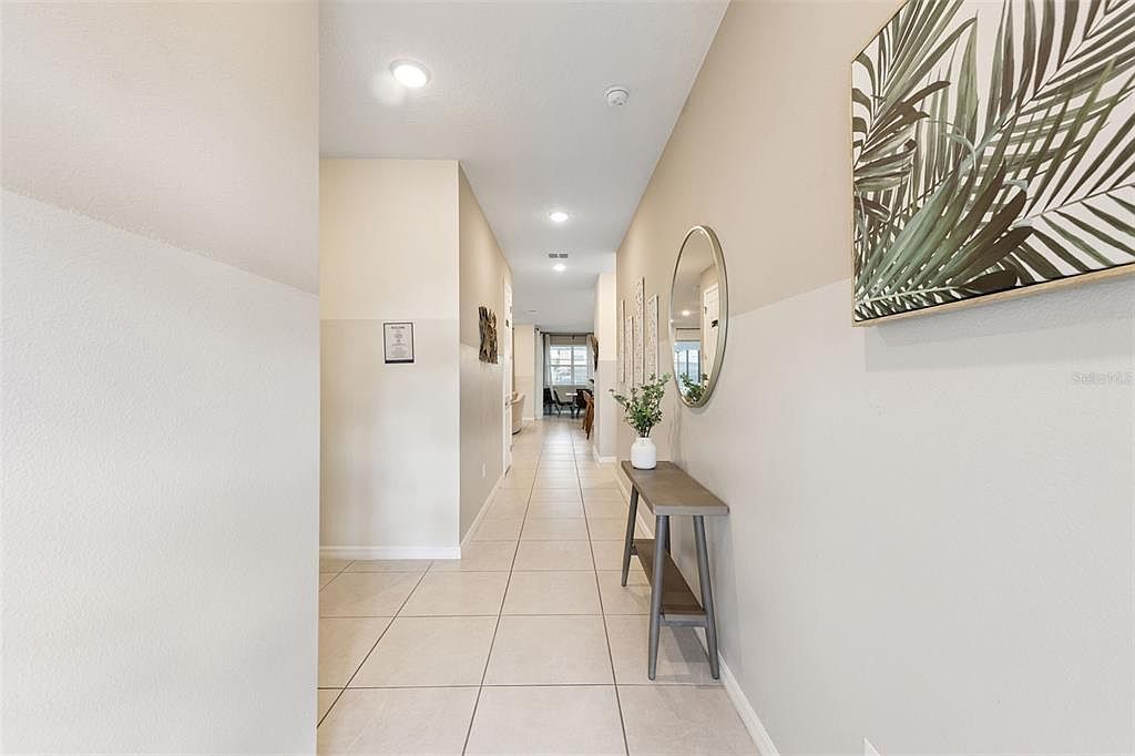 8913 Coconut Breeze Dr Kissimmee, FL 34747 - Thumbnail 4
