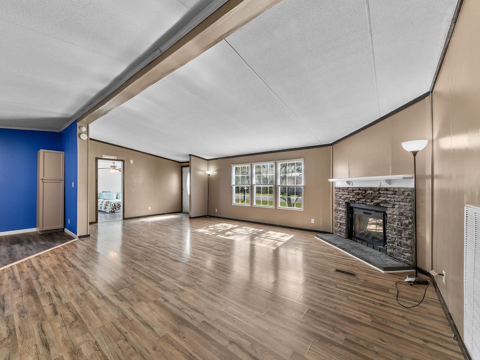 2056 Kristin Dr Centerville, TN 37033 - Thumbnail 4