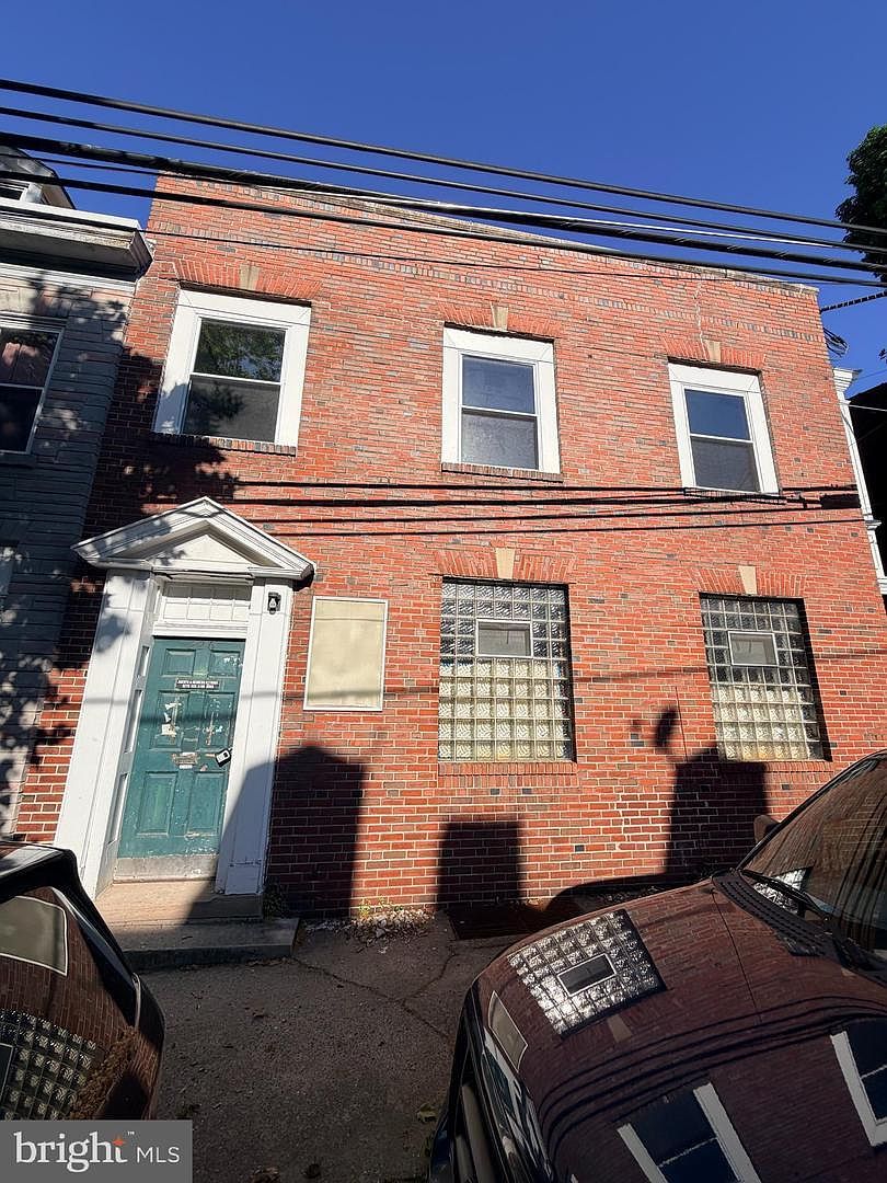 226 Orange St Reading, PA 19602 - Thumbnail 4