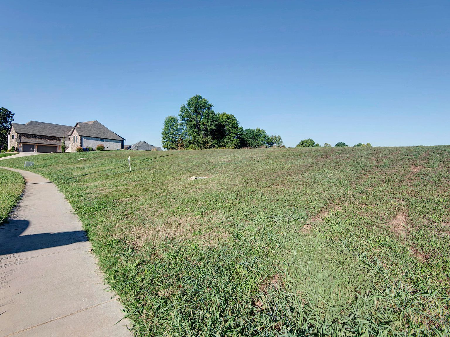 3232 W Bluffview St Springfield, MO 65810 - Thumbnail 4