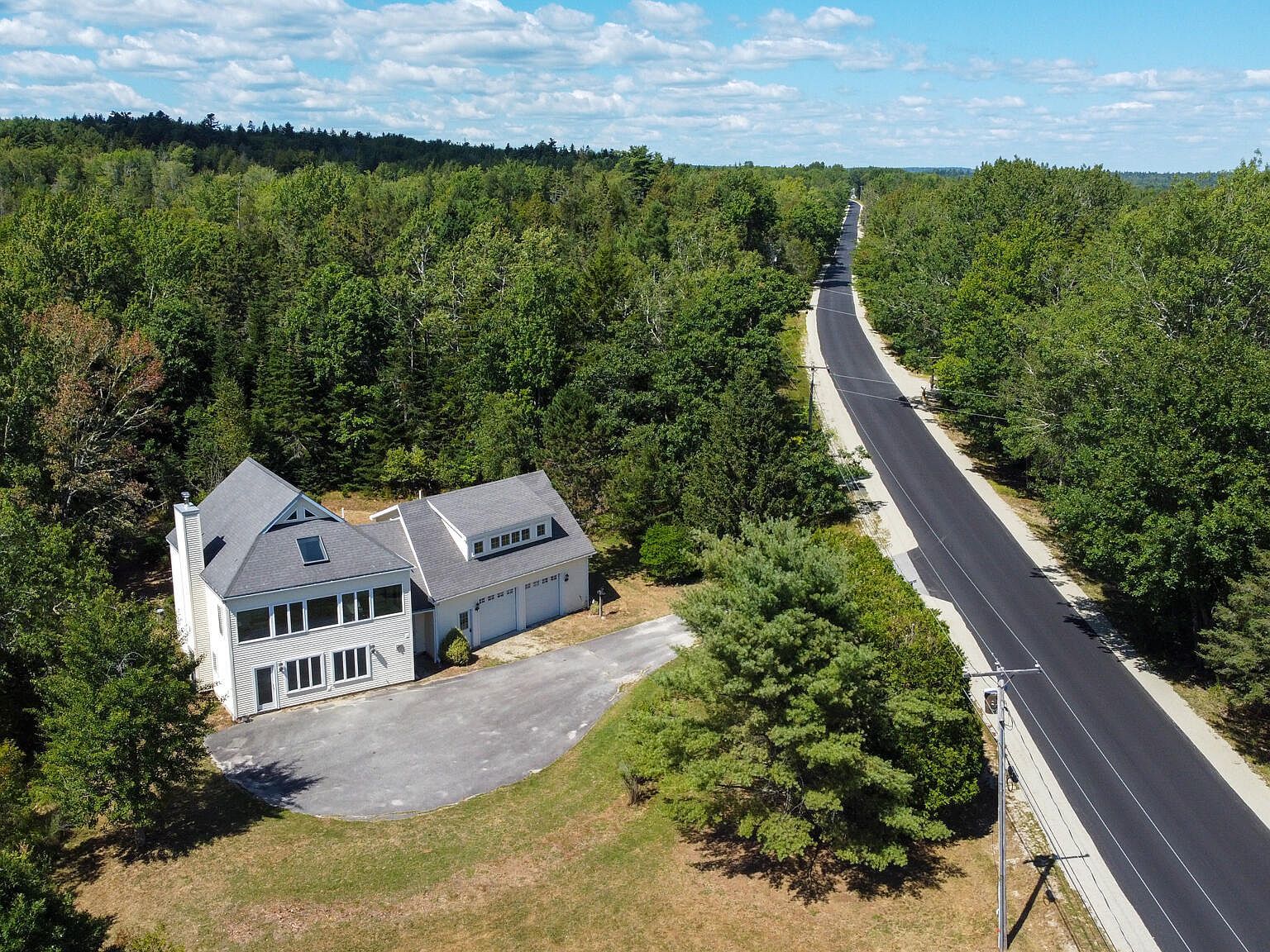 563 Newbury Neck Rd Surry, ME 04684 - Thumbnail 4