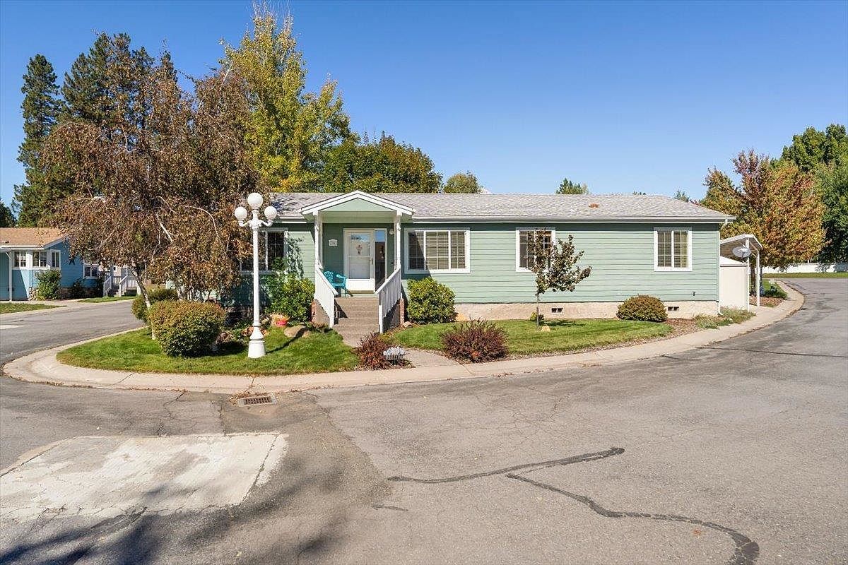212 S McCloud Ave #35 & 36 McCloud, CA 96057 - Thumbnail 4