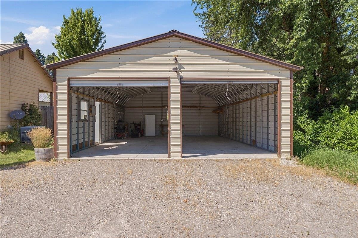 441 Tucci Ave McCloud, CA 96057 - Thumbnail 4