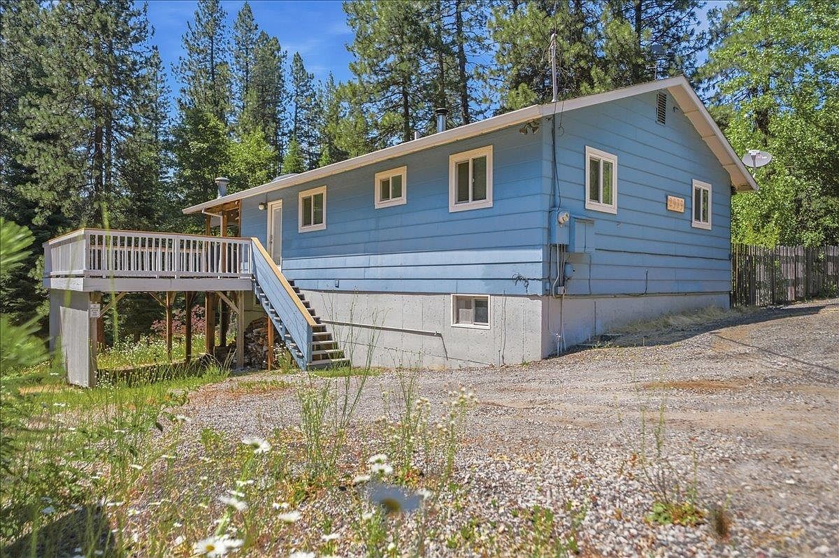 2939 Squaw Valley Rd McCloud, CA 96057 - Thumbnail 4