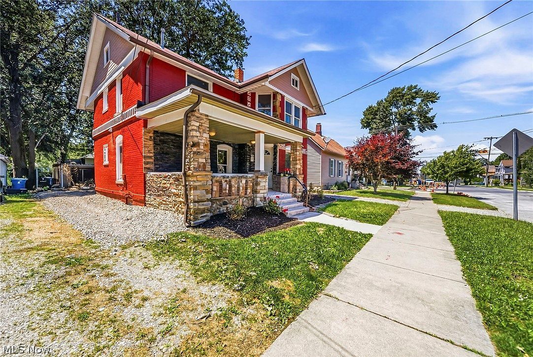 470 S Saint Clair St Painesville, OH 44077 - Thumbnail 4