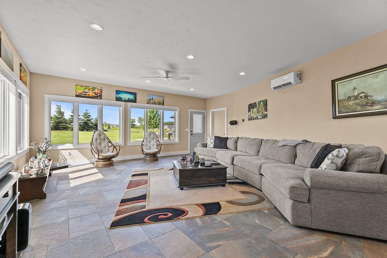 W7535 Cross Country Ln Hortonville, WI 54944 - Thumbnail 4