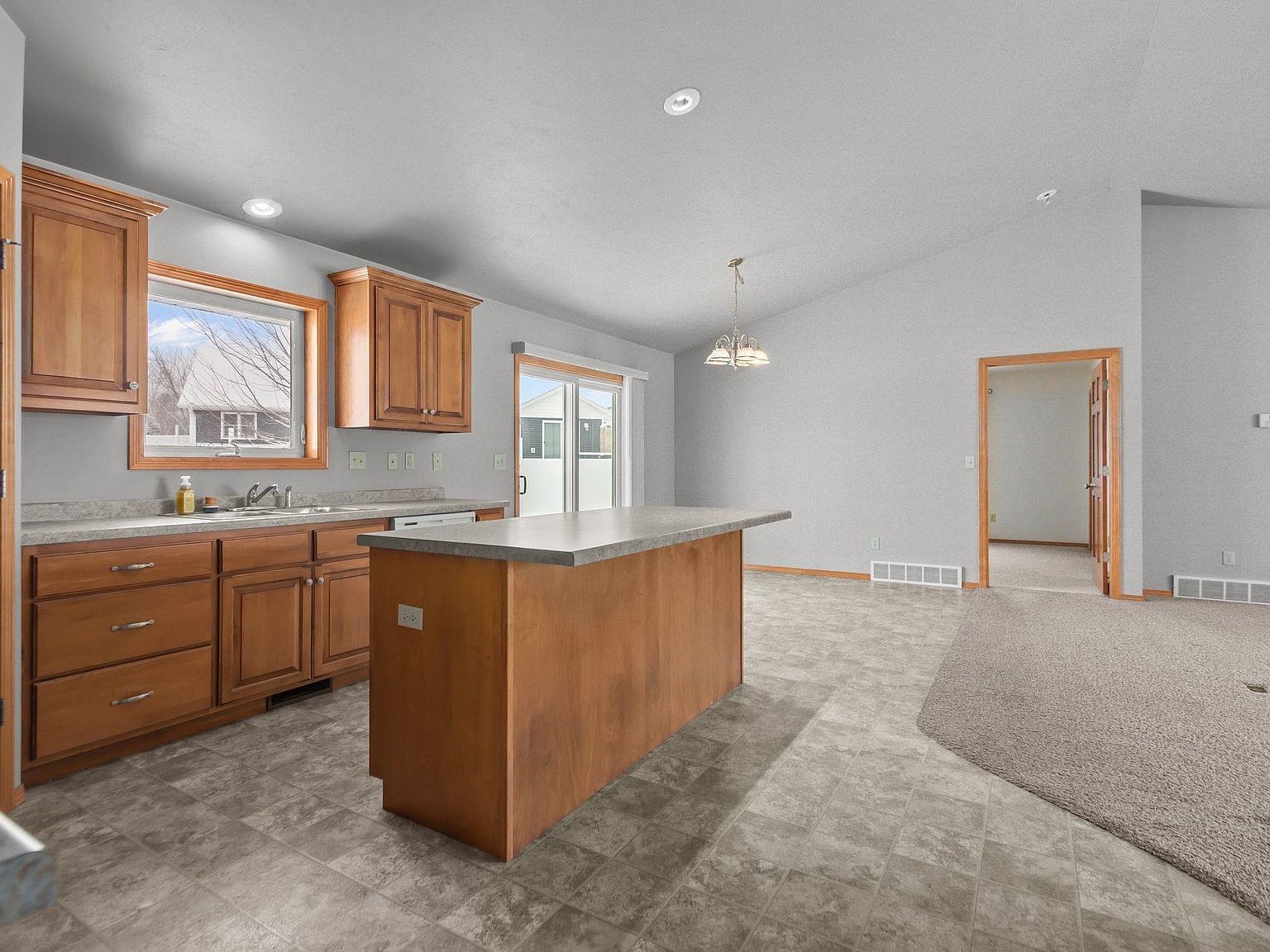 6785 Cascade Dr Greenleaf, WI 54126 - Thumbnail 4