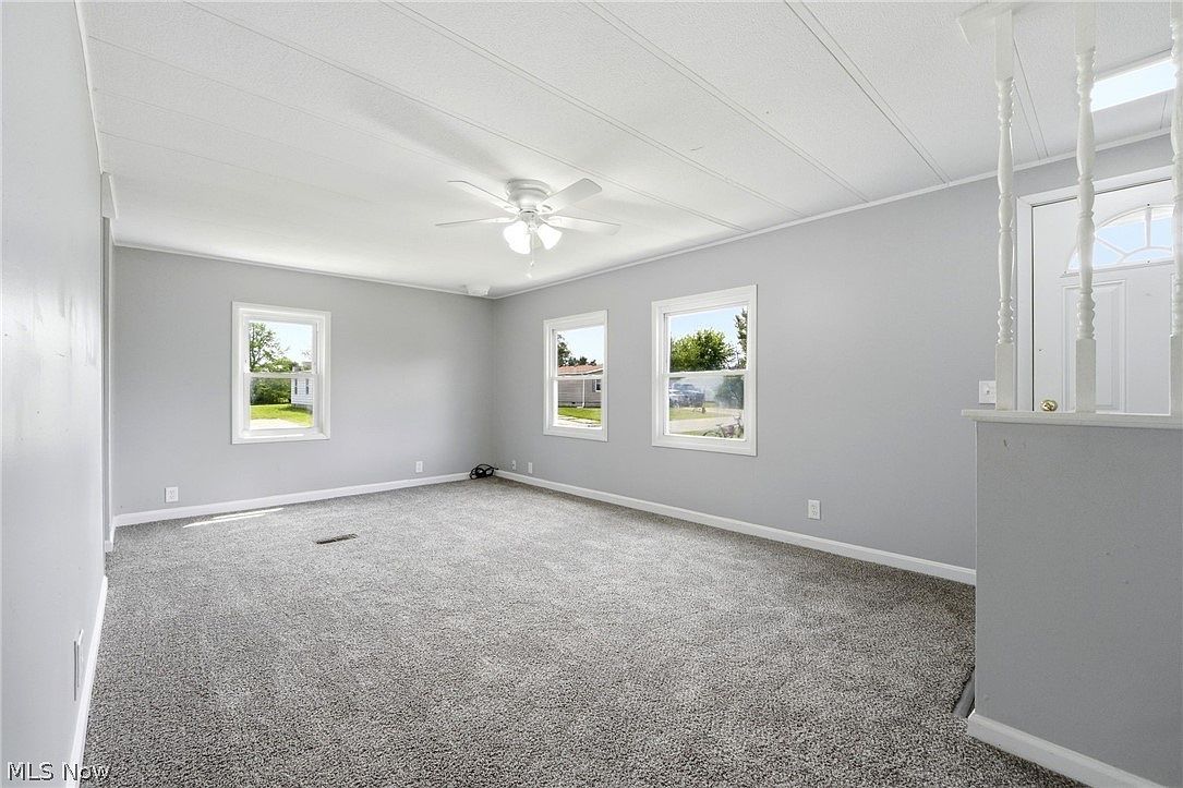 490 Arabian Ct Lagrange, OH 44050 - Thumbnail 4