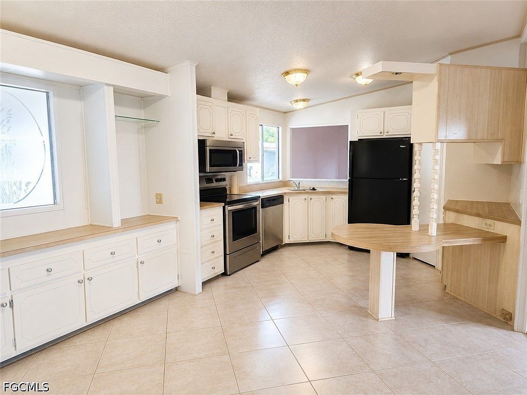 20 Grosbeak Ln #20 Naples, FL 34114 - Thumbnail 4