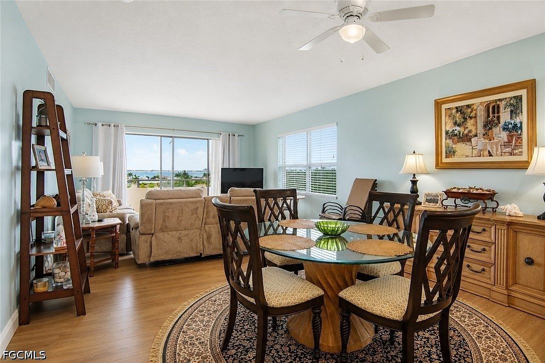1766 Cape Coral Pkwy E APT 510 Cape Coral, FL 33904 - Thumbnail 4