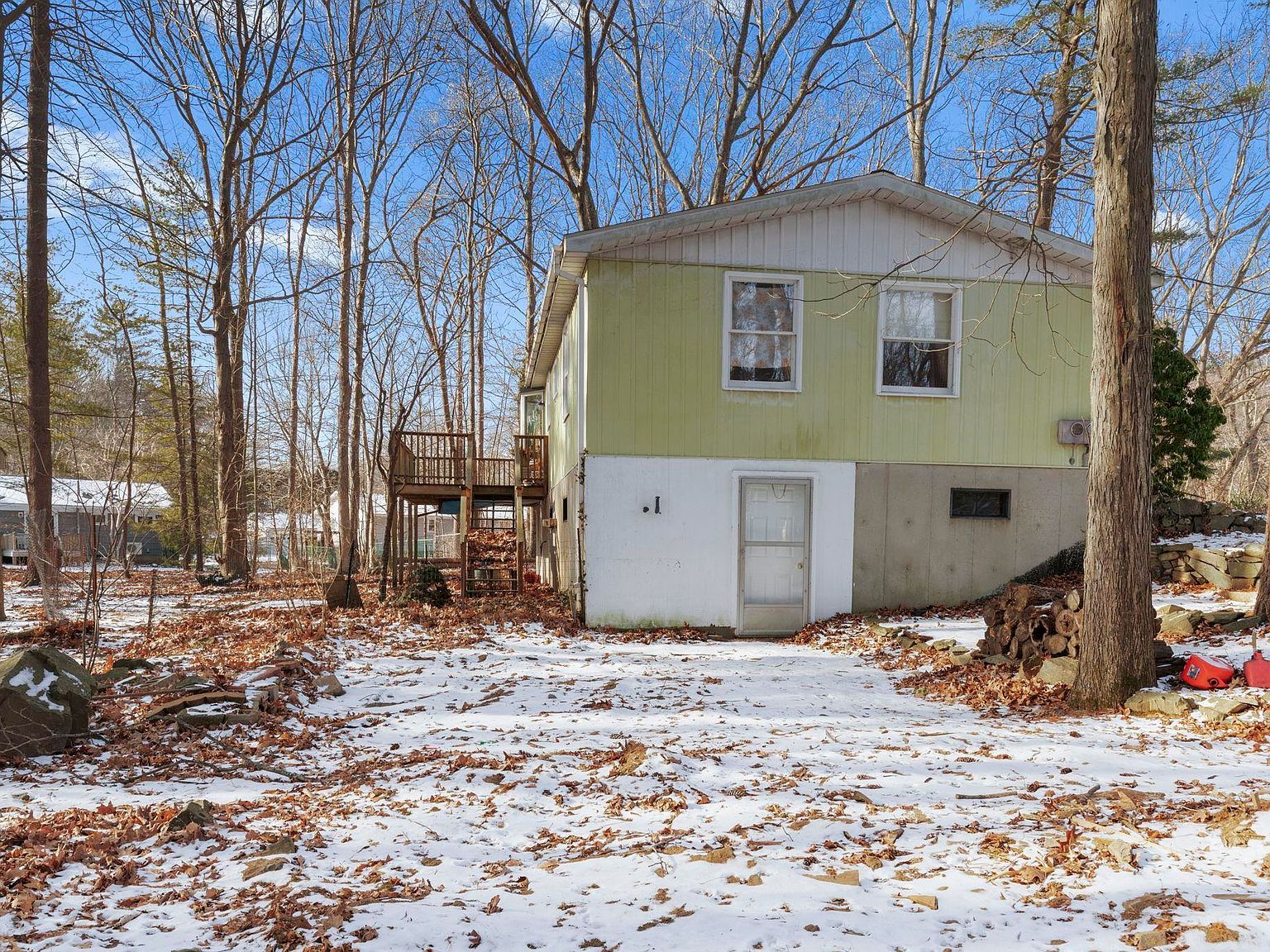 87 Grant Ave Portsmouth, NH 03801 - Thumbnail 4