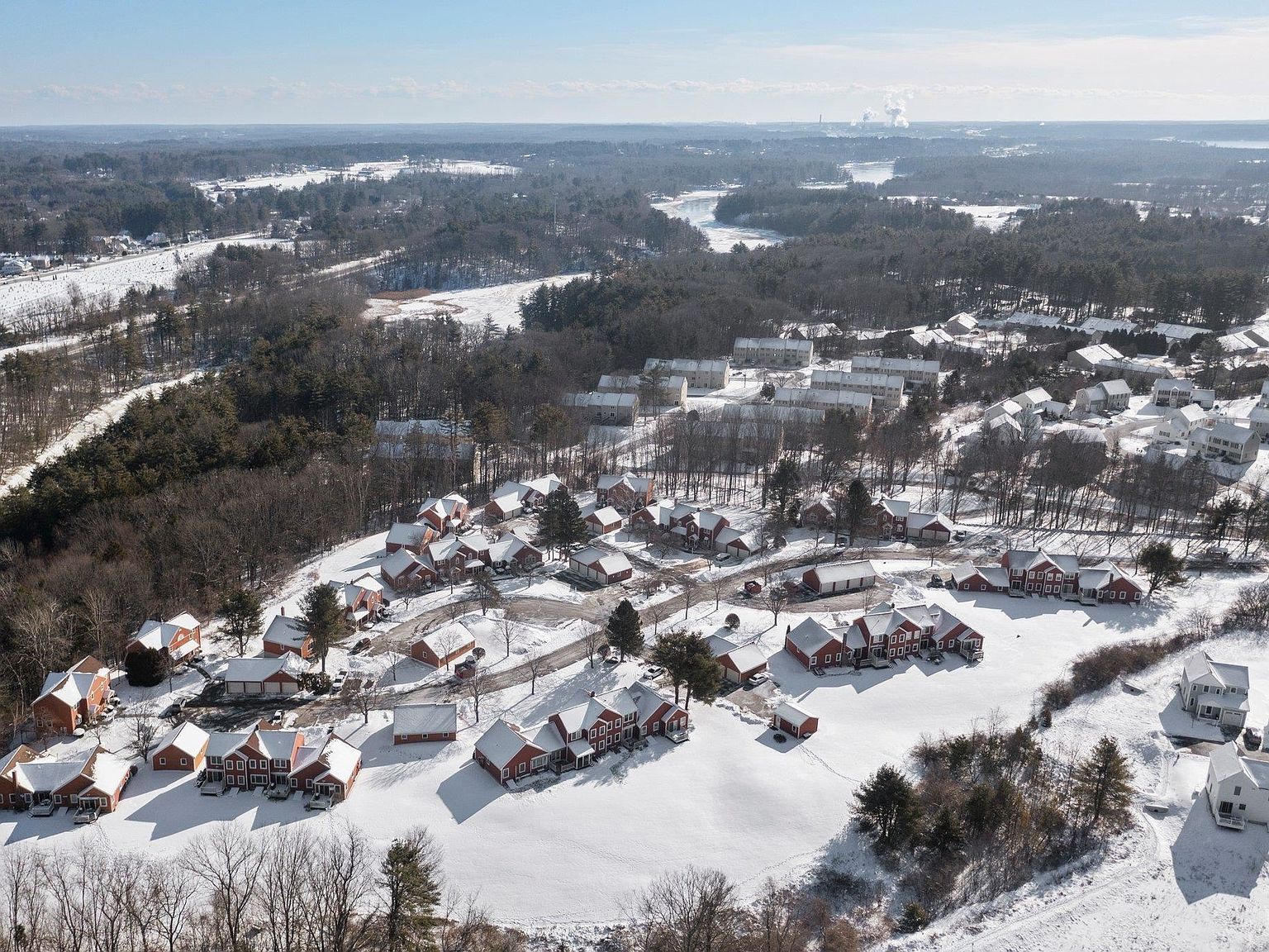 42 Katie Ln Dover, NH 03820 - Thumbnail 4