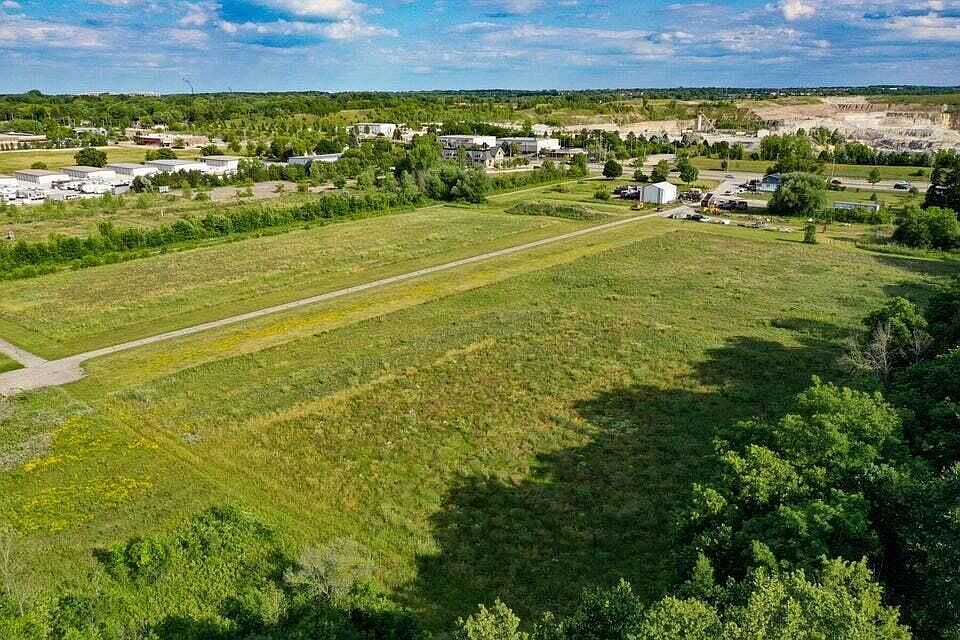 5732 W Rawson Ave Franklin, WI 53132 - Thumbnail 4