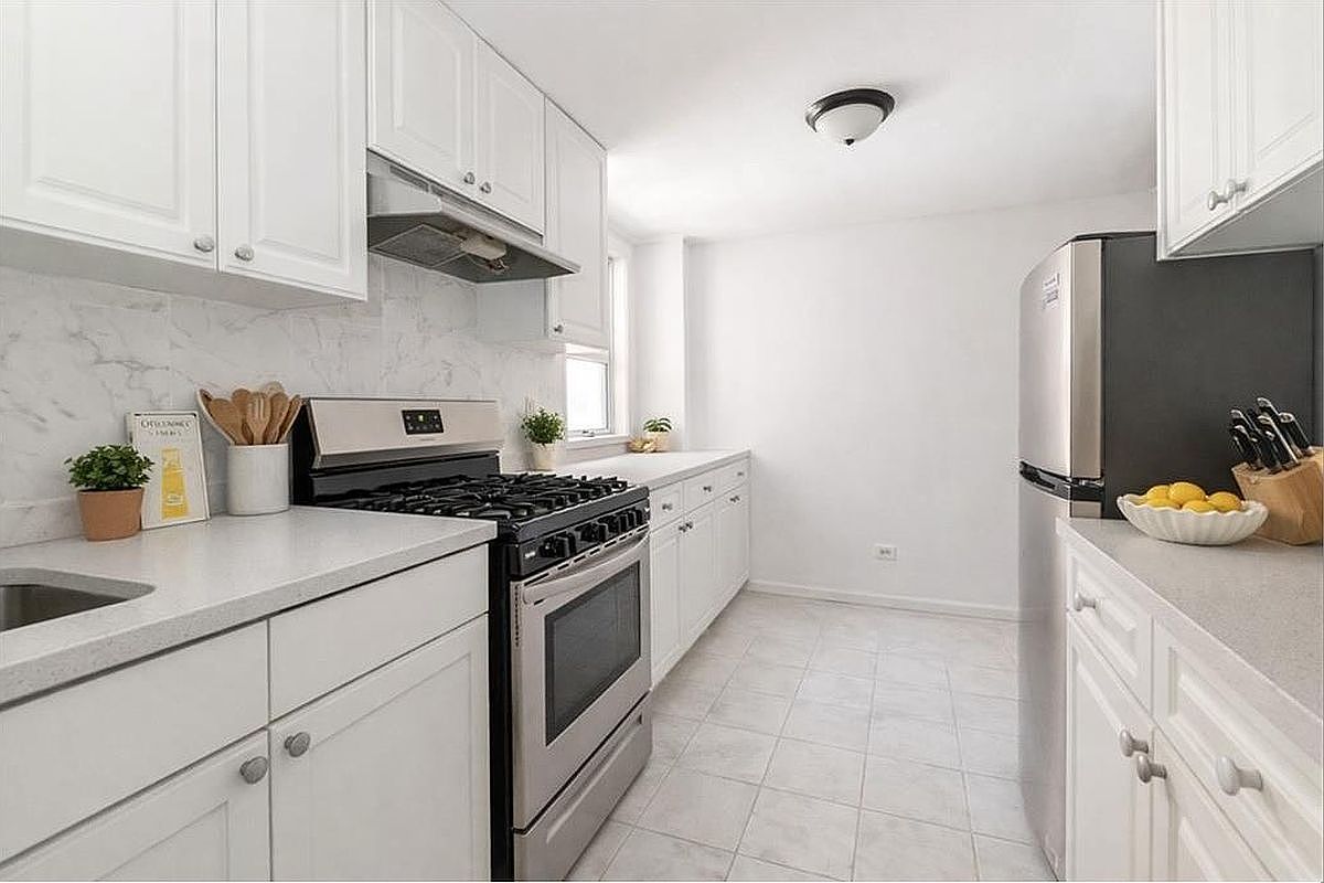 2525 Nostrand Ave APT 5 Brooklyn, NY 11210 - Thumbnail 4