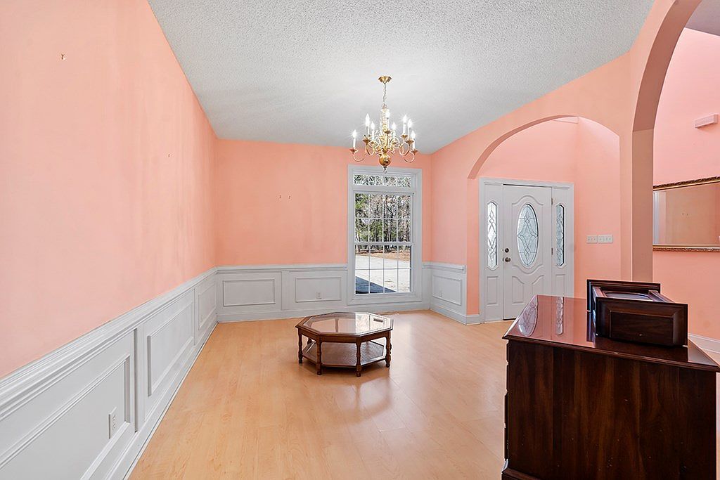 208 Pucketts Pointe Rd Greenwood, SC 29649 - Thumbnail 4