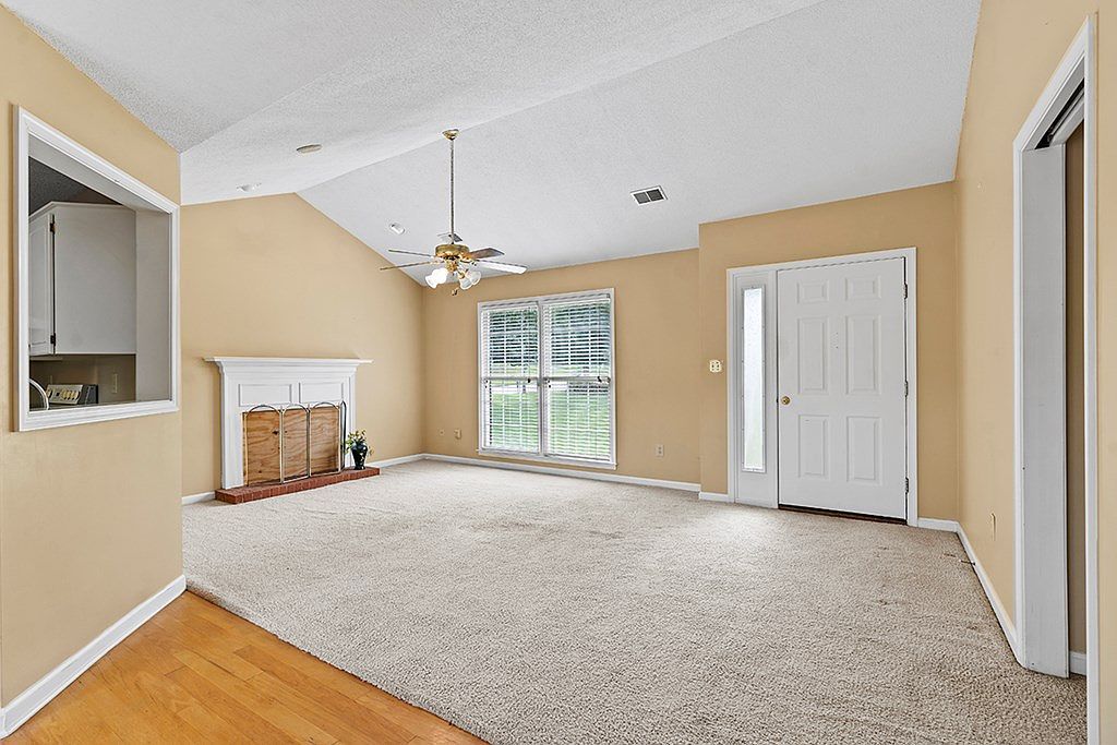 102 Cheekwood Ct Greenwood, SC 29649 - Thumbnail 4