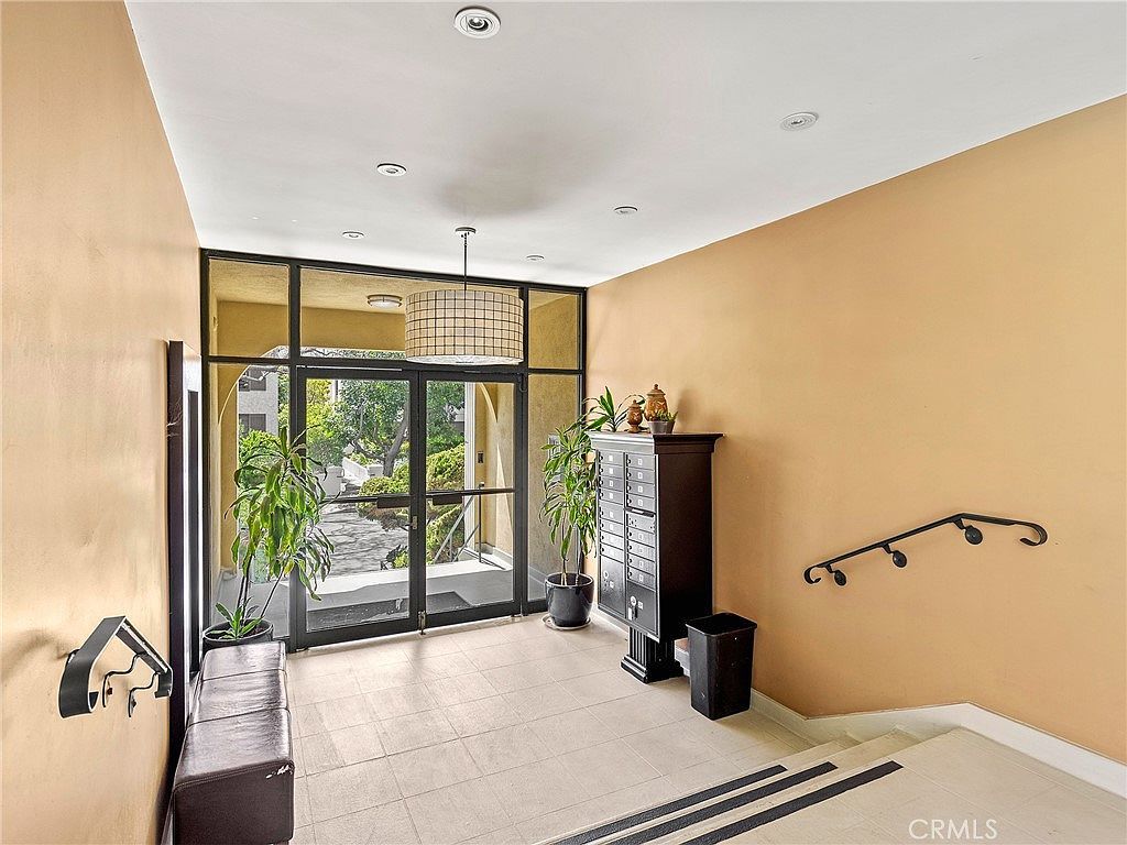 1410 S Bentley Ave APT 103 Los Angeles, CA 90025 - Thumbnail 4