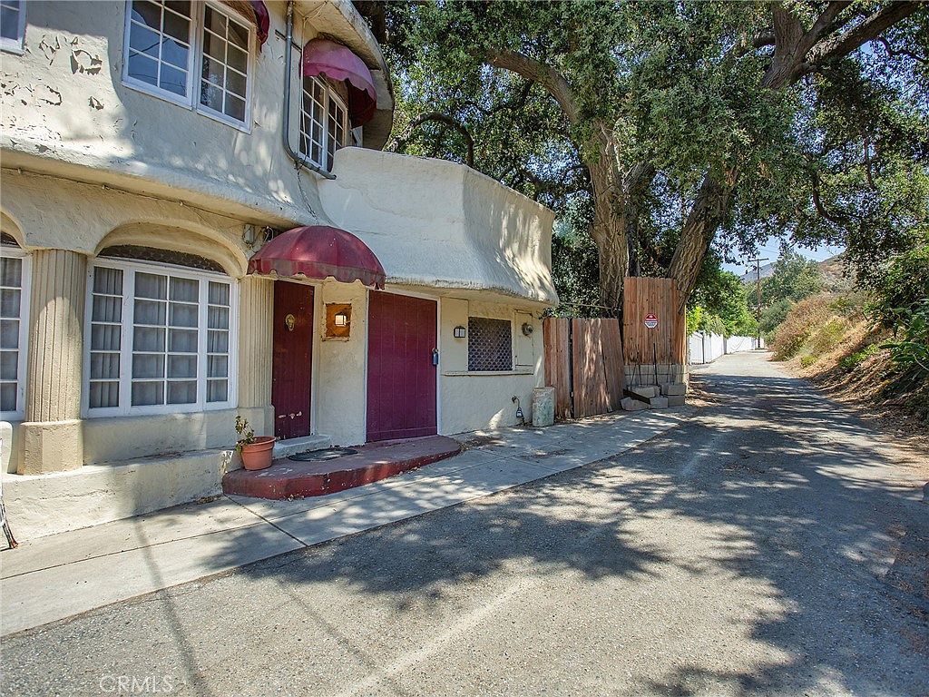 8618 La Tuna Canyon Rd Sun Valley, CA 91352 - Thumbnail 4