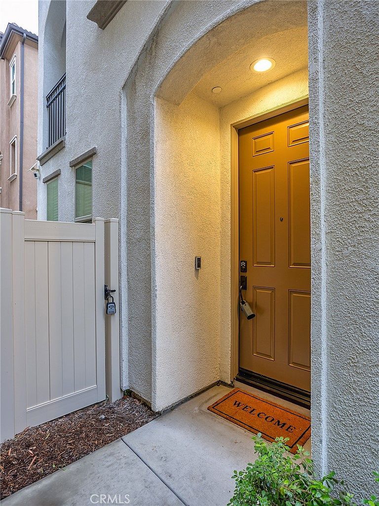 11238 N Mission Heights Dr Mission Hills, CA 91345 - Thumbnail 4