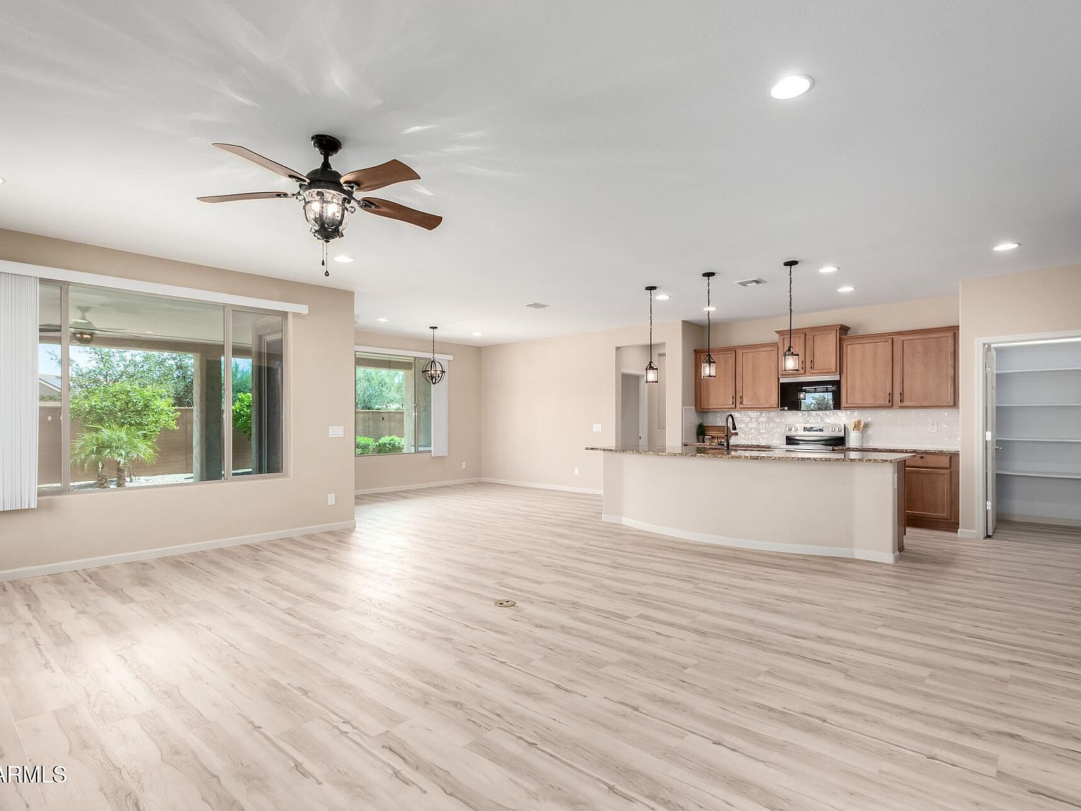 27413 W Tonopah Dr Buckeye, AZ 85396 - Thumbnail 4