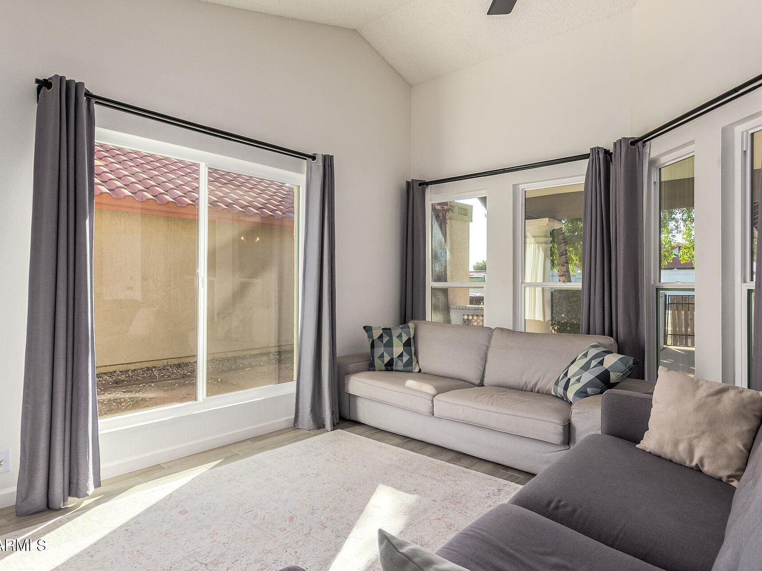 18427 N 36th Ave Glendale, AZ 85308 - Thumbnail 4