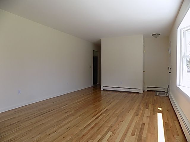 48 New Lenox Road, Lenox, MA, USA, 1240 - Thumbnail 4