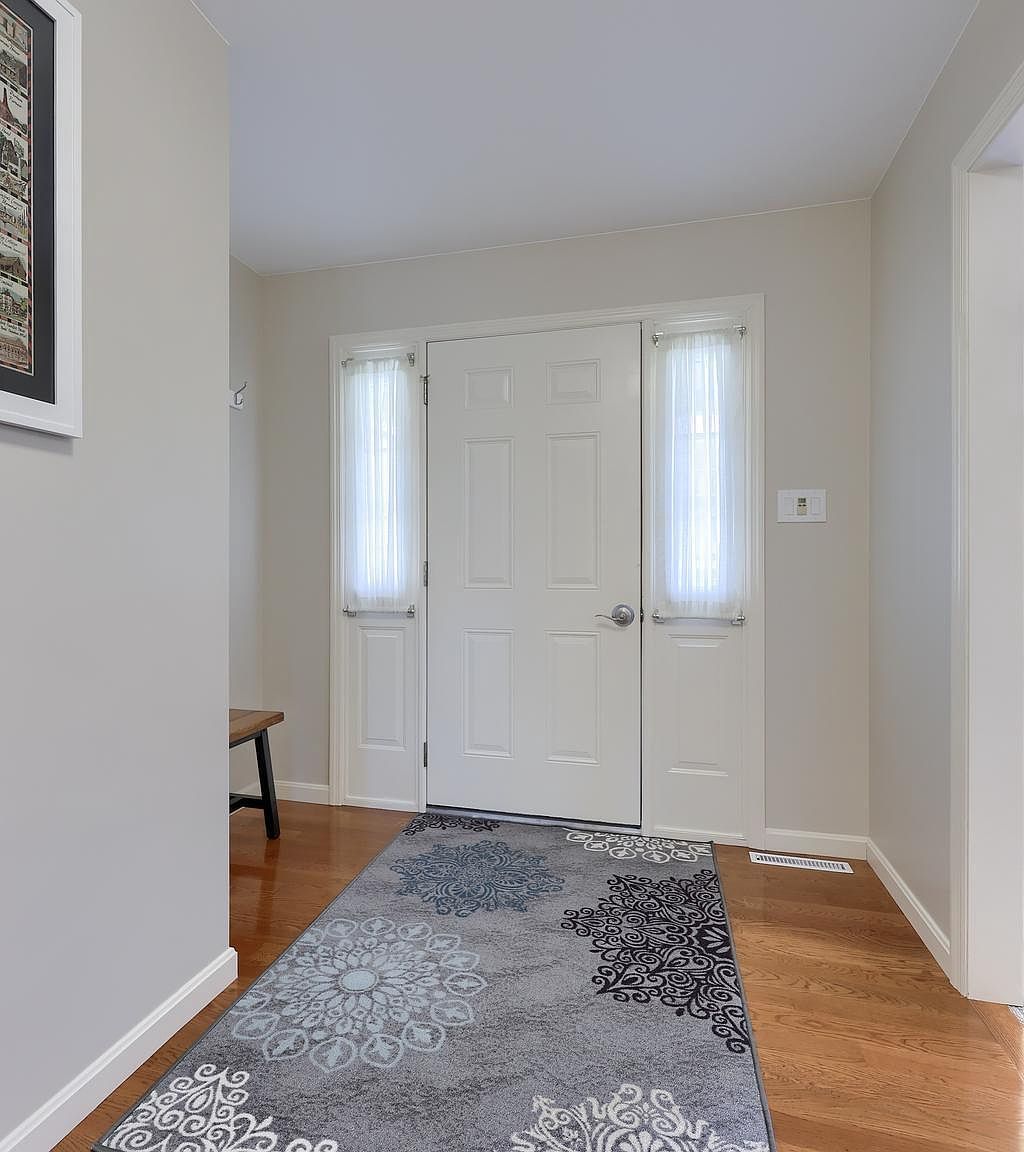 35 Field Ln Lititz, PA 17543 - Thumbnail 4