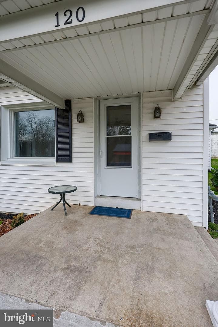 120 N Locust St Elizabethtown, PA 17022 - Thumbnail 4