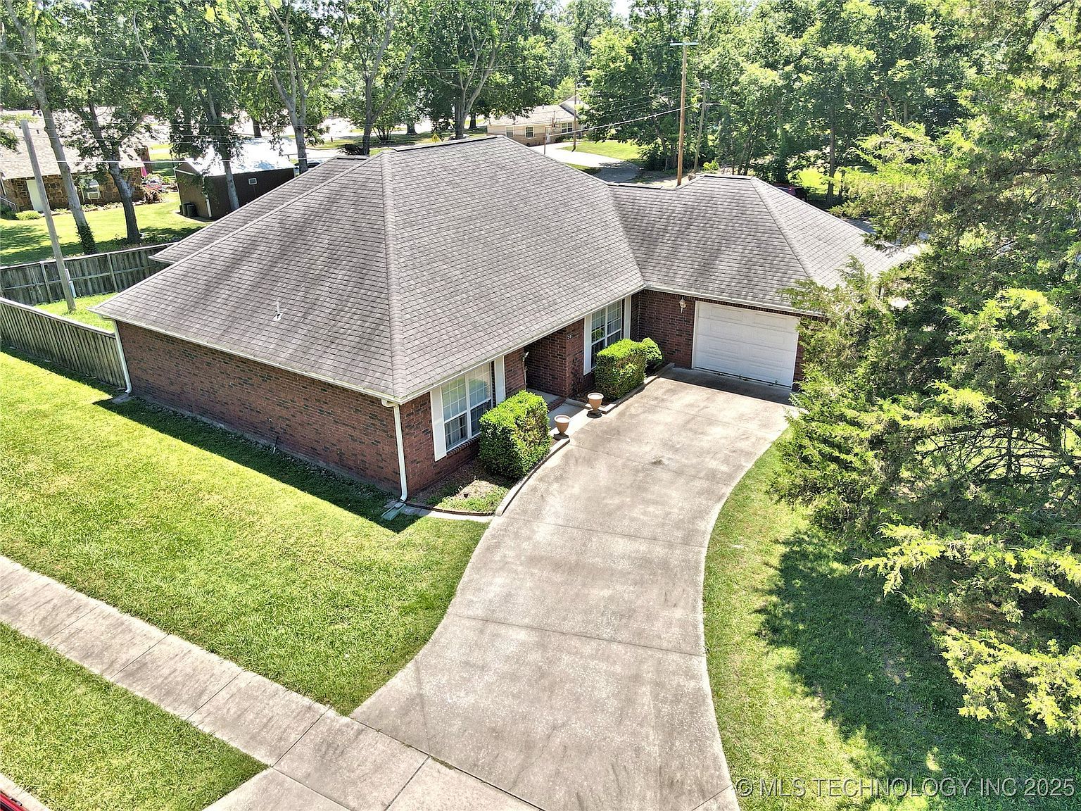 201 N Coo Y Yah St Pryor, OK 74361 - Thumbnail 4