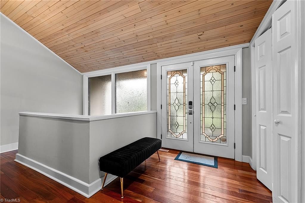 5129 N Church St Greensboro, NC 27455 - Thumbnail 4